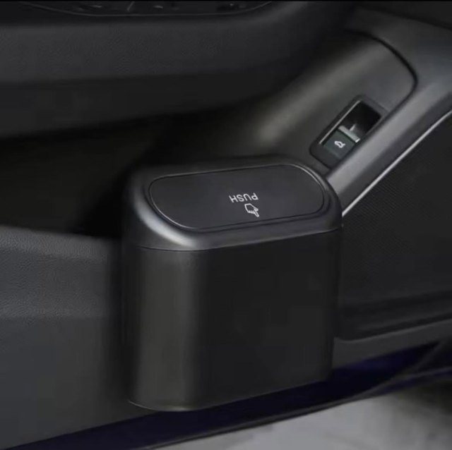 Mini poubelle de voiture avec couvercle Push